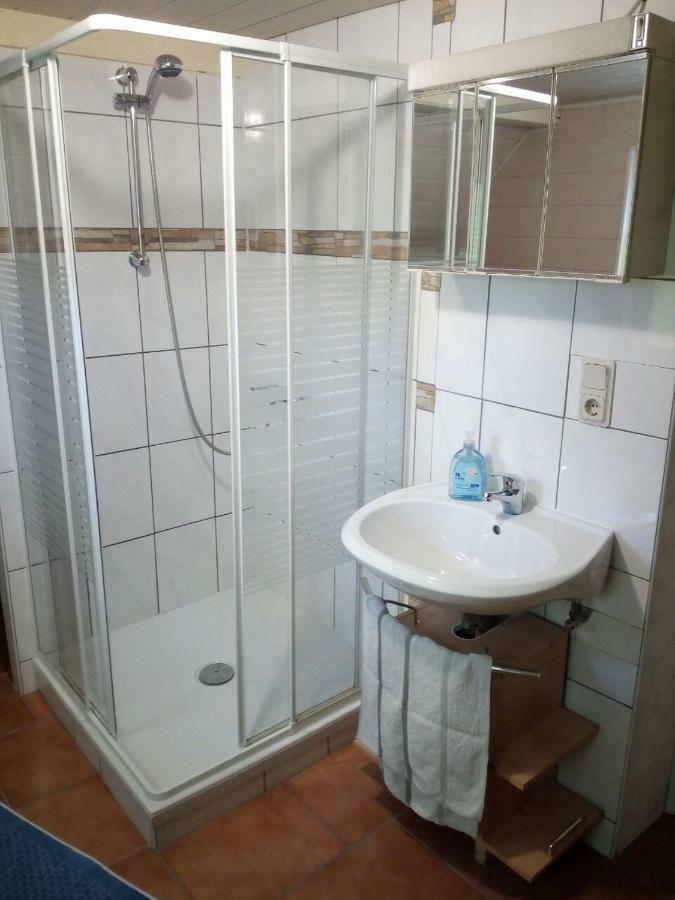 Ferienwohnung Linde - Marburg Biedenkopf Mit 5 Zimmer Und Balkon Frechenhausen Bagian luar foto