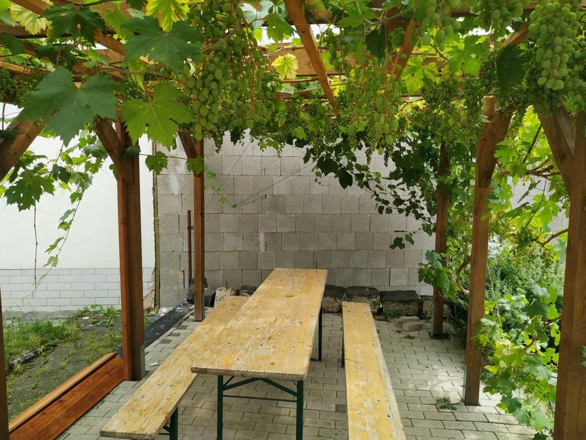 Ferienwohnung Linde - Marburg Biedenkopf Mit 5 Zimmer Und Balkon Frechenhausen Bagian luar foto